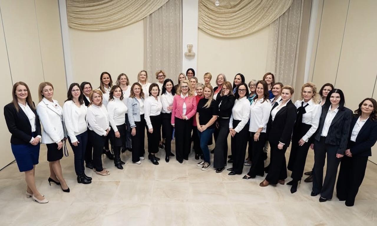 Women candidates for district mandates